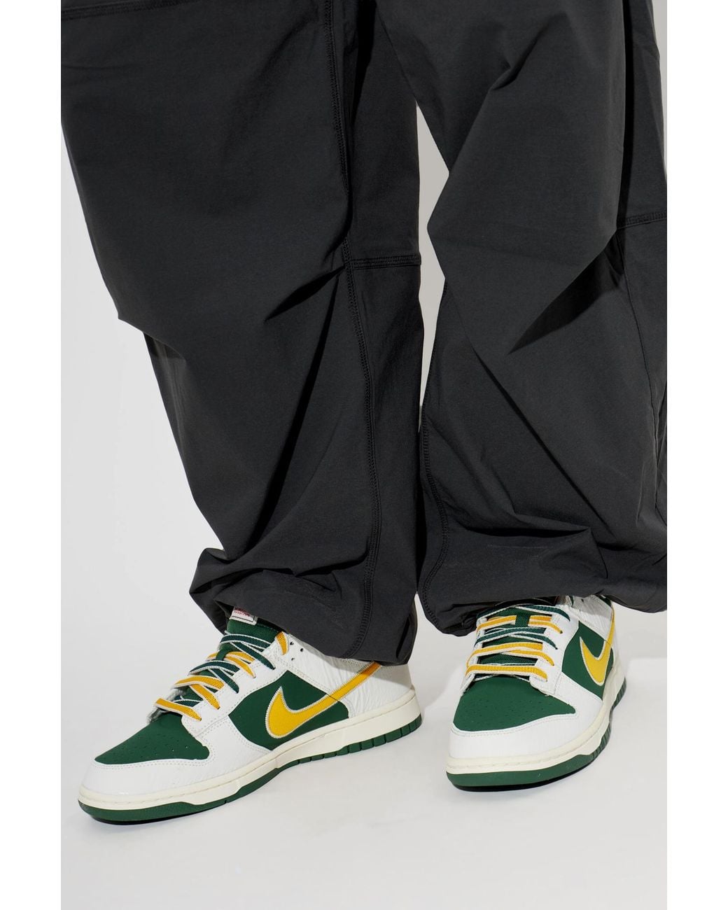 Nike Green 'Dunk Low Retro' Sports Shoes for men