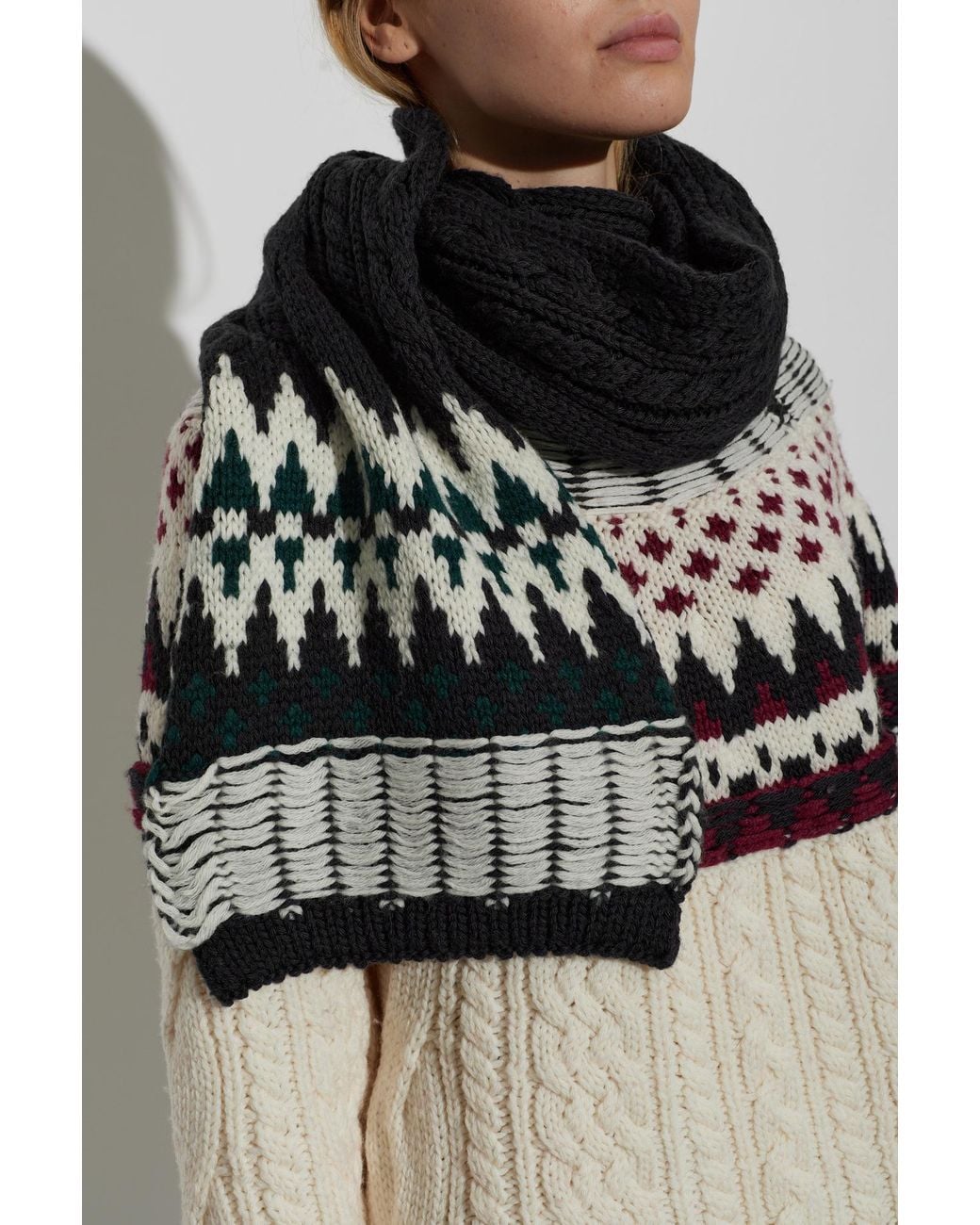 Akep Black Wool Scarf