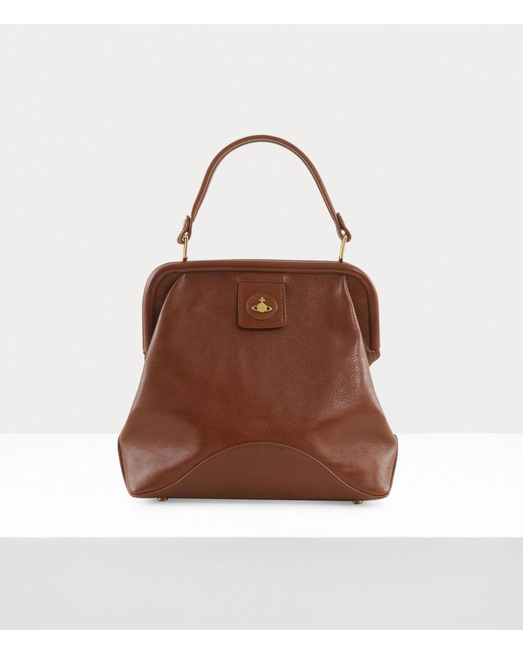 Vivienne Westwood｜ (ABBEY FRAME HANDBAG (4702000MW L006 Abbey Frame Handbag in BLACK | Vivienne Westwood®