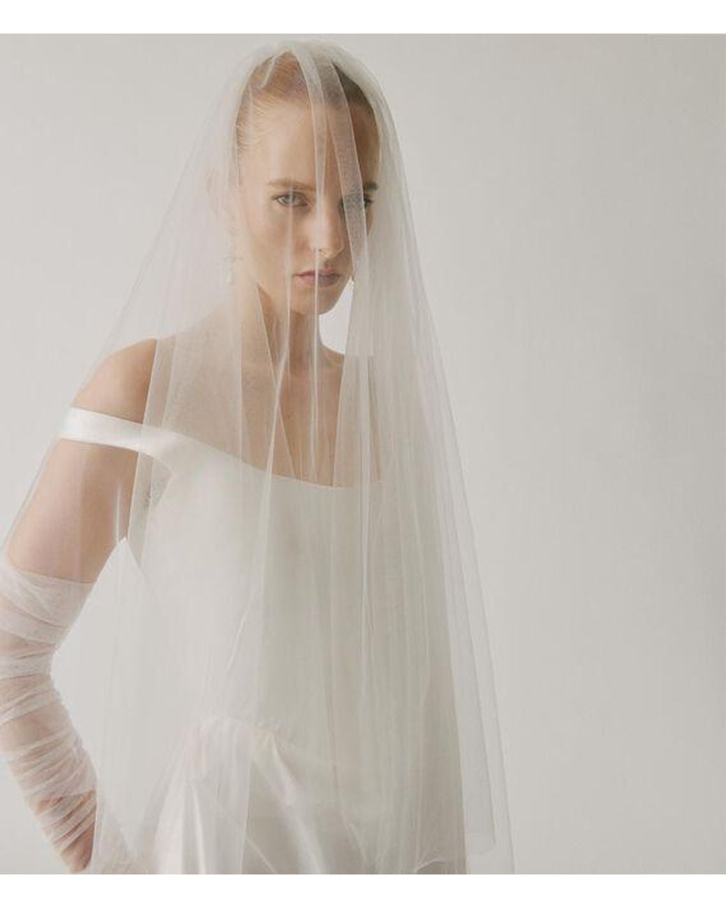 Vivienne Westwood Natural Classic Cathedral Veil Illusion Fil Tulle