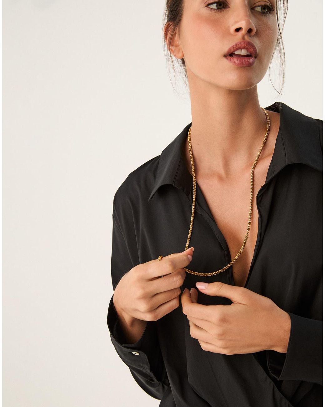 ViX White Lyss Necklace