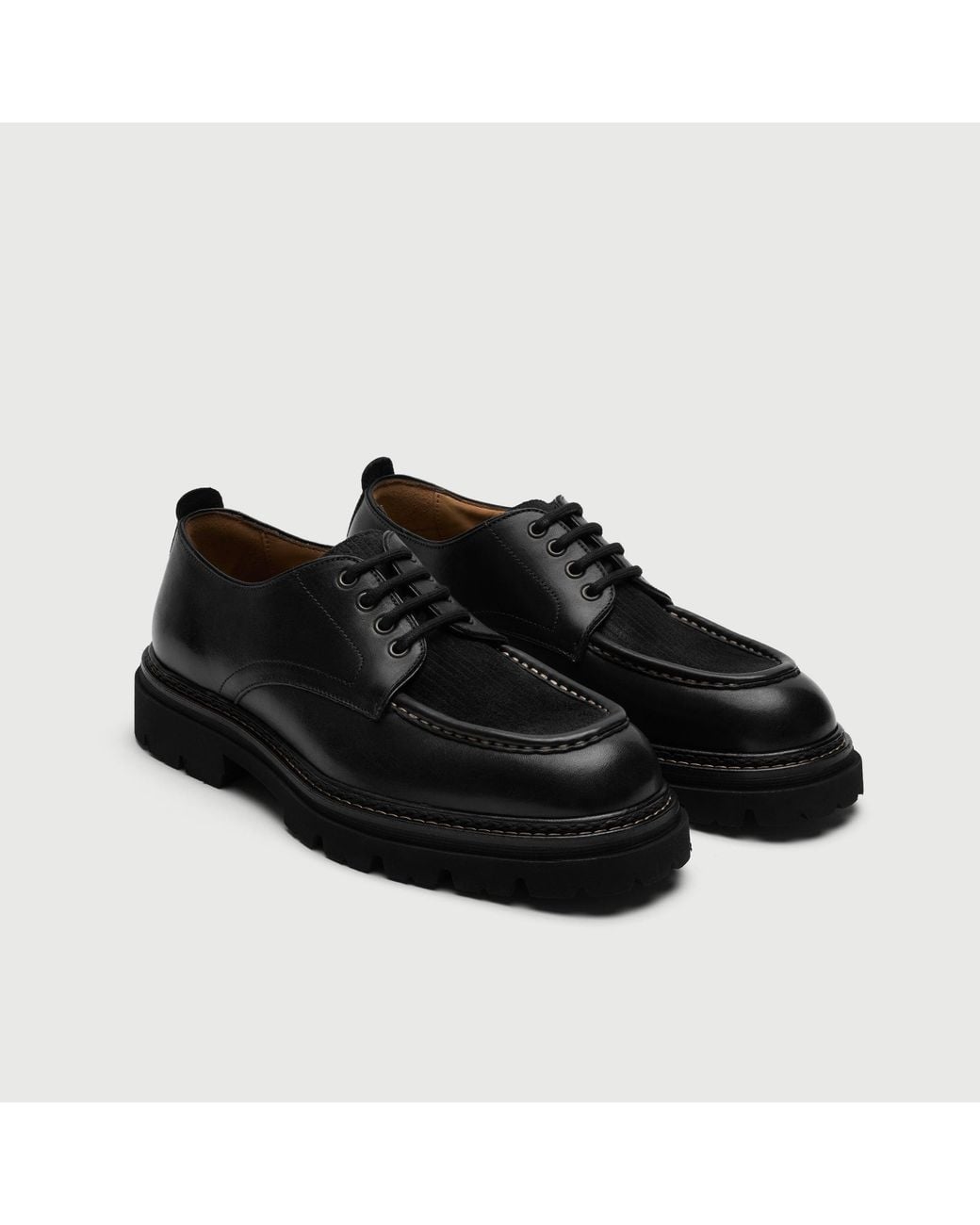 Walk London Black Farringdon Apron Shoe for men