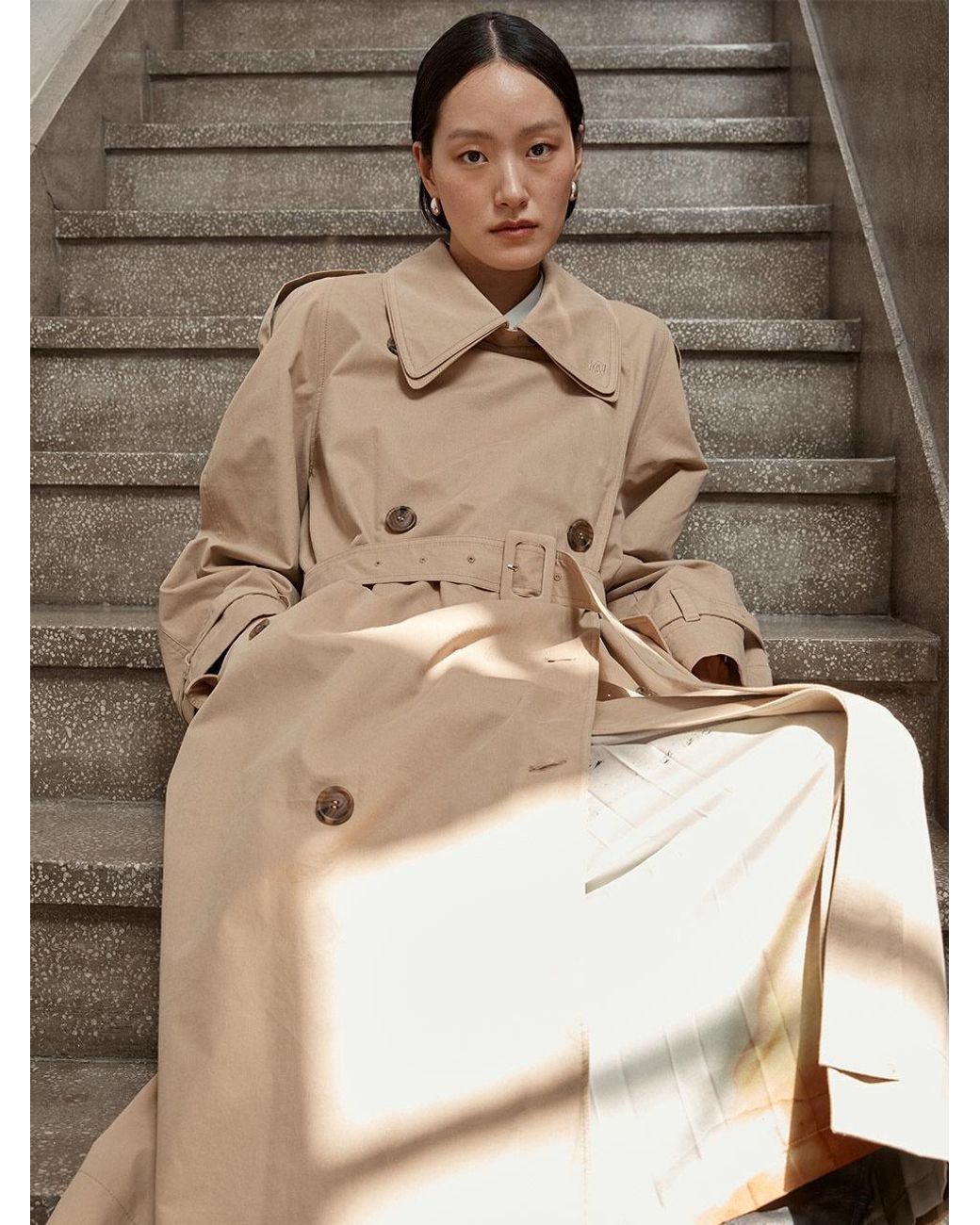 Low Classic Classic Trench Coat in Natural | Lyst