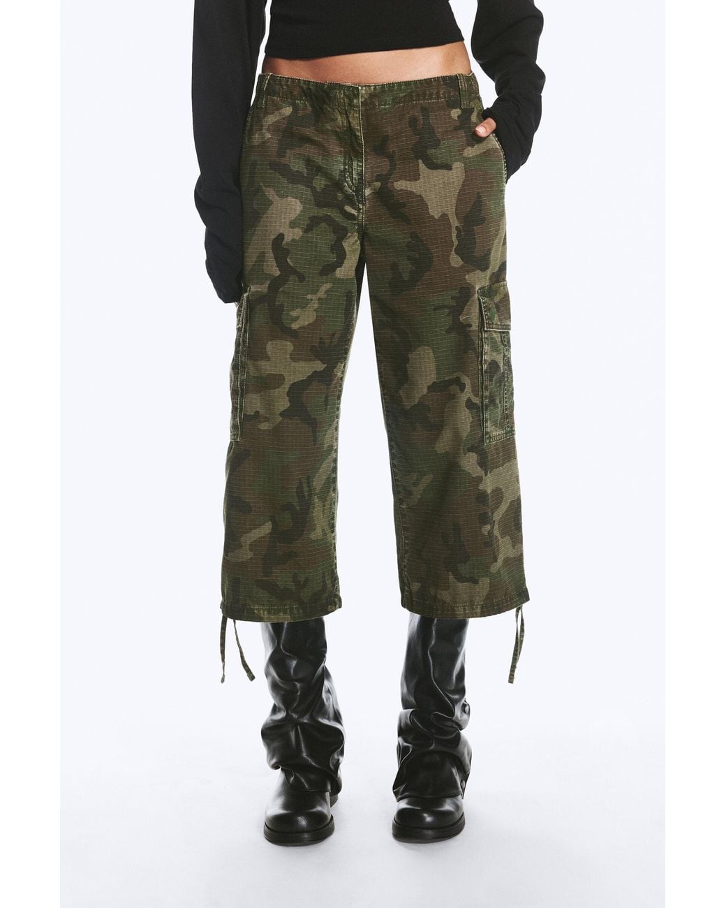 Weekday Green Low-Rise Cropped Cargo Trousers