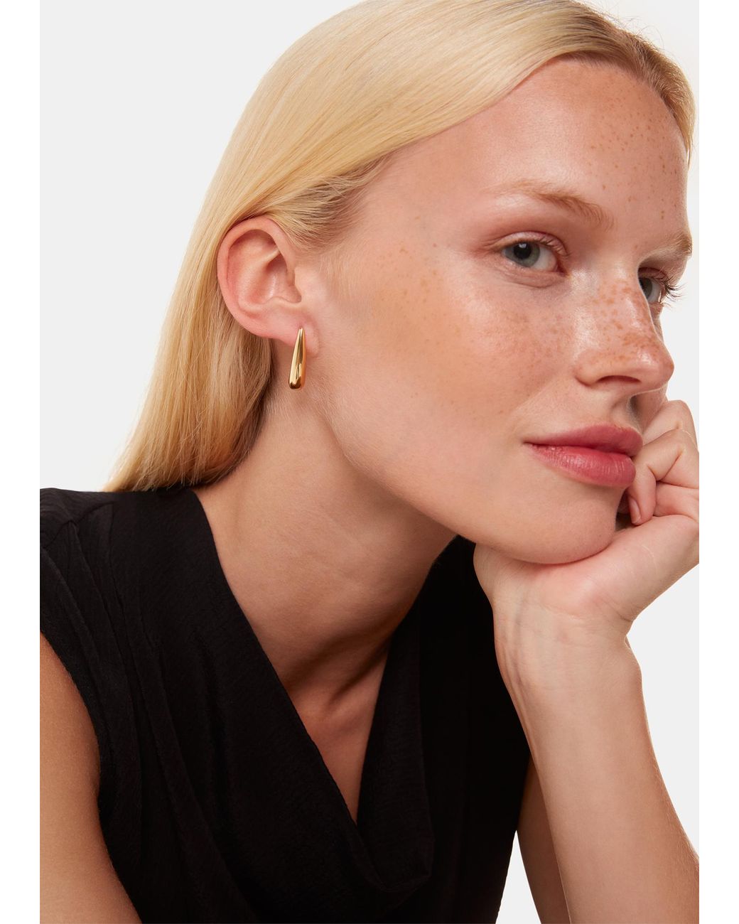 Whistles White Mini Curved Earring