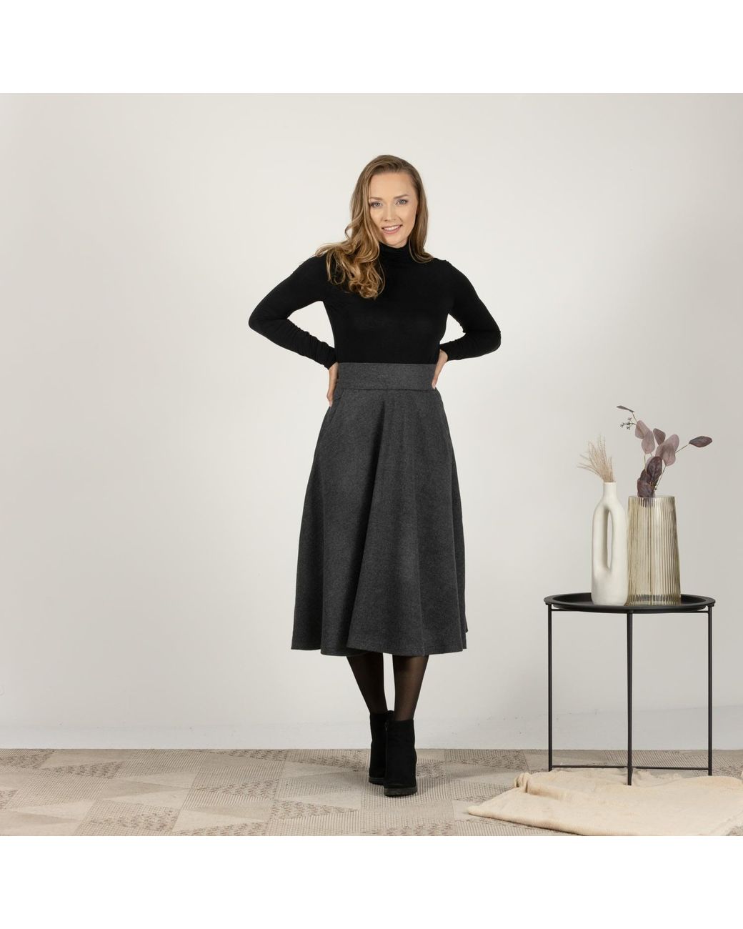 Nikka Place Gray Wool Midi Skirt With High Waist & Pockets