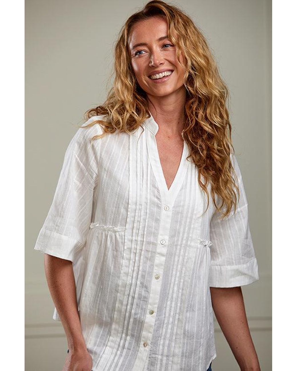 Guinea London White Cotton Top