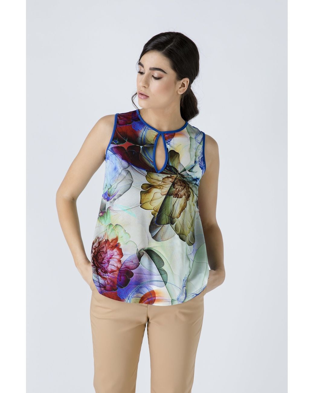 Conquista Blue Royal Keyhole Detail Print Top