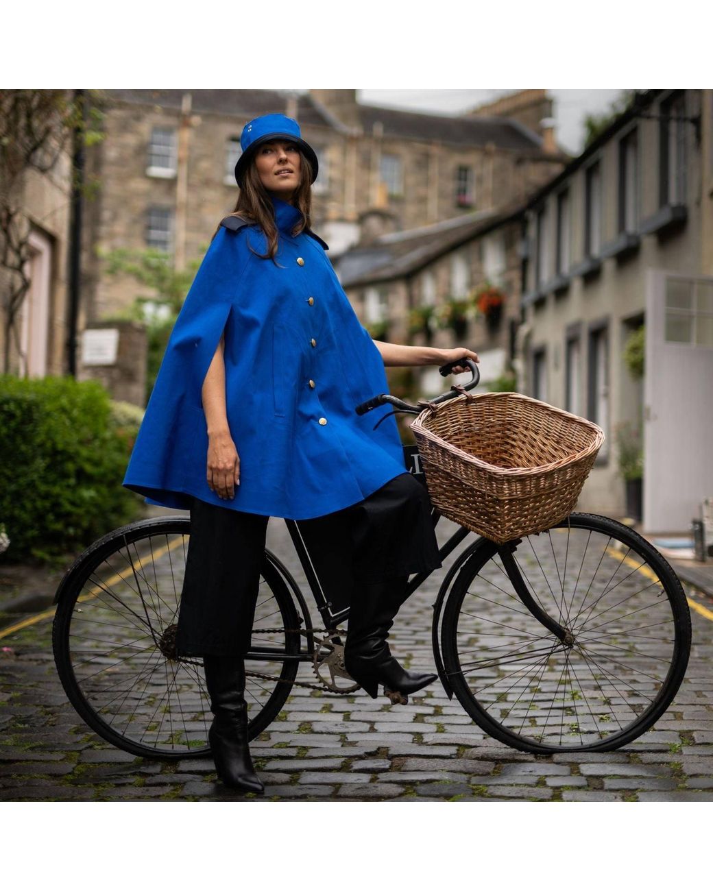 BEIRA Blue Nadia Waterproof Cape Royal