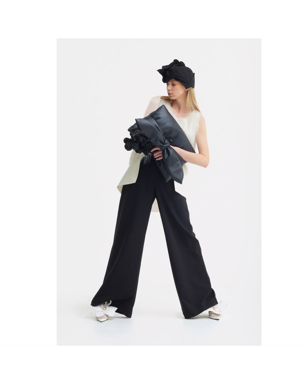 Julia Allert Black Headpiece – Evening Mini Hat Style