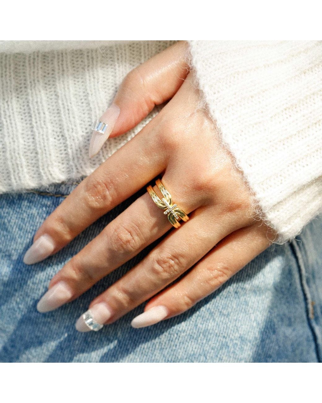 Vanimy Metallic Holy Door Cross Ring