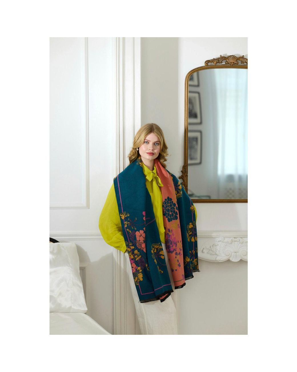 Saachi Blue Two Tone Floral Reversible Scarf