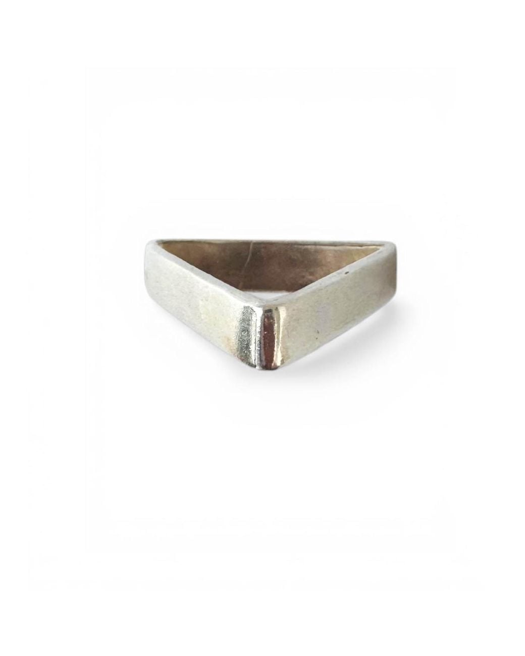 Aki Roc Jewelry White Triangle Balance Ring Six Mm
