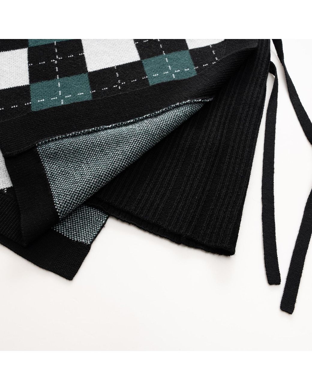 Fully Fashioning Black Bronx Skirt