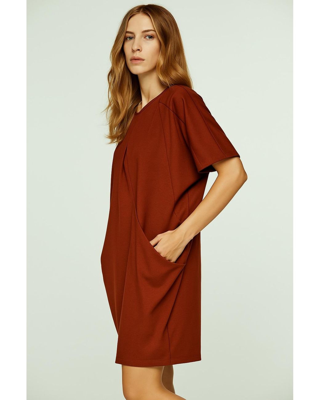 Conquista Red Relaxed-Fit Dress