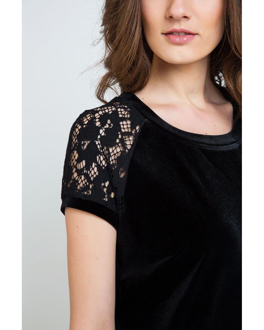 Conquista Black Velvet & Lace Dress