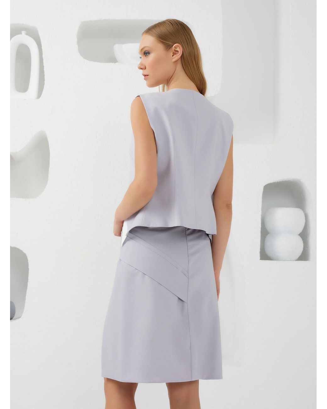 Lumina Eligma Gray Collar-Elle Vest