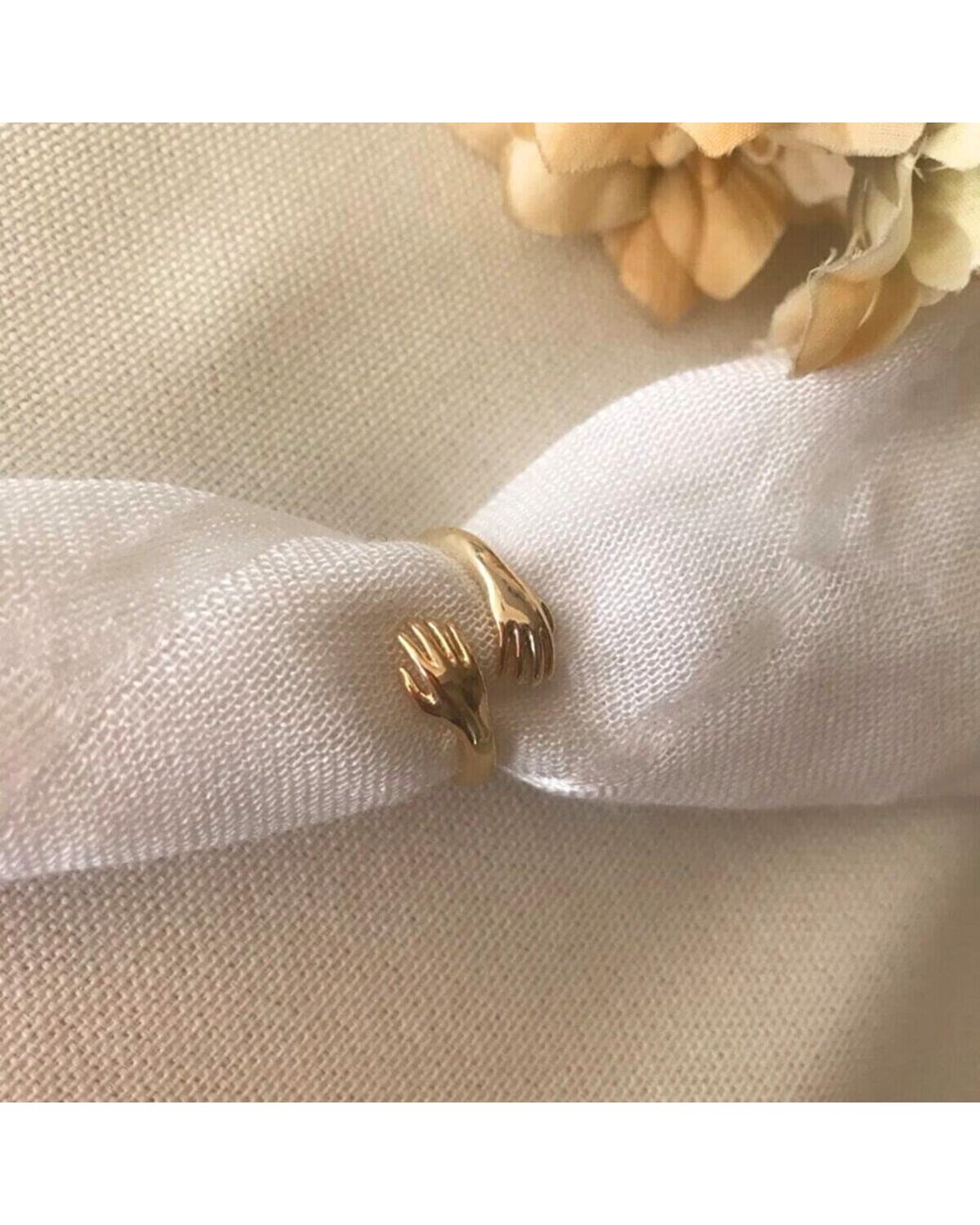 Spero London Metallic Hug Ring With Hands Sterling