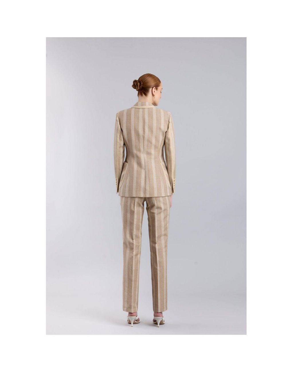 The Extreme Collection Natural Neutrals Camel Linen Tailored Blazer