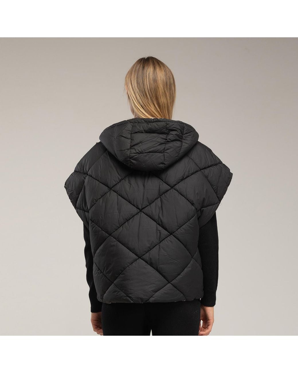 Tantra Spain Sl Black Oversized Reversible Quilted Vest With Hood And Zippered Pockets