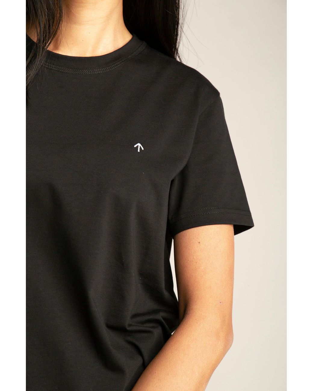 Reet Aus Black T-Shirt For Basic