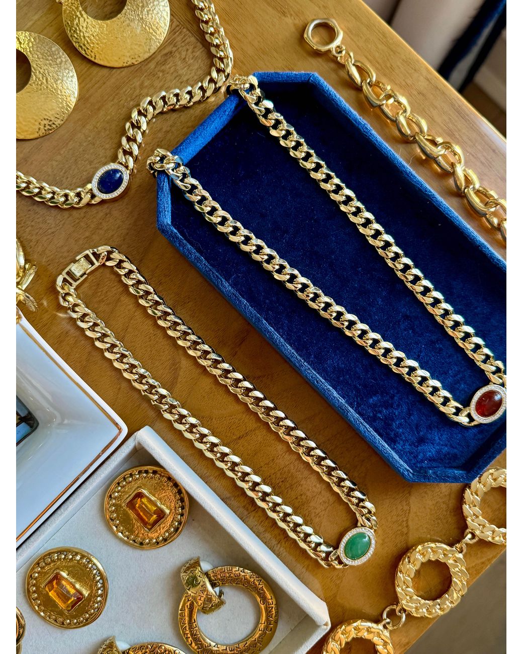 Laura Gray Metallic Harlow Curb Chain Carnelian, Lapis & Aventurine
