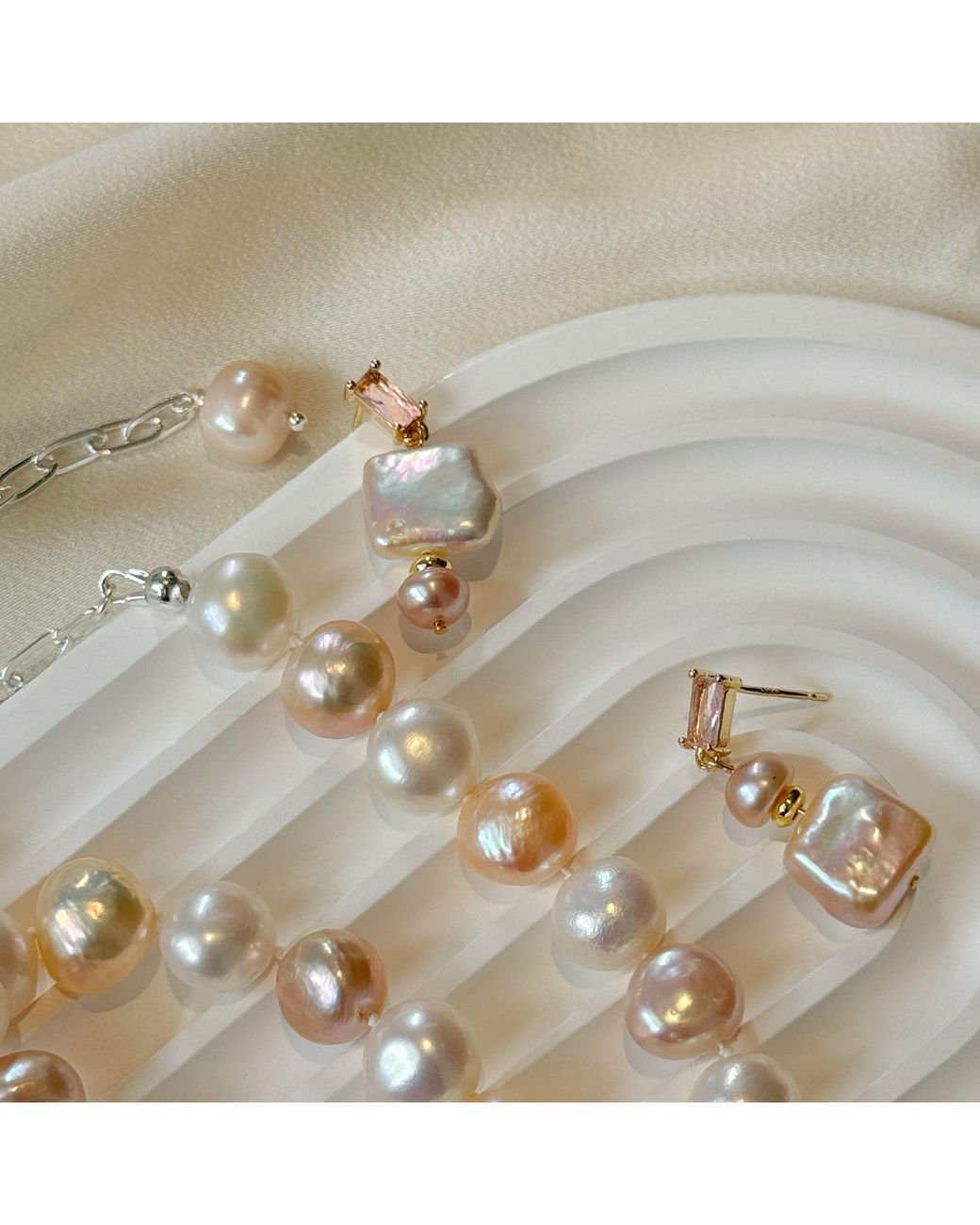 Ninemoo Metallic Perfume Bottle Pearl Drop Earrings