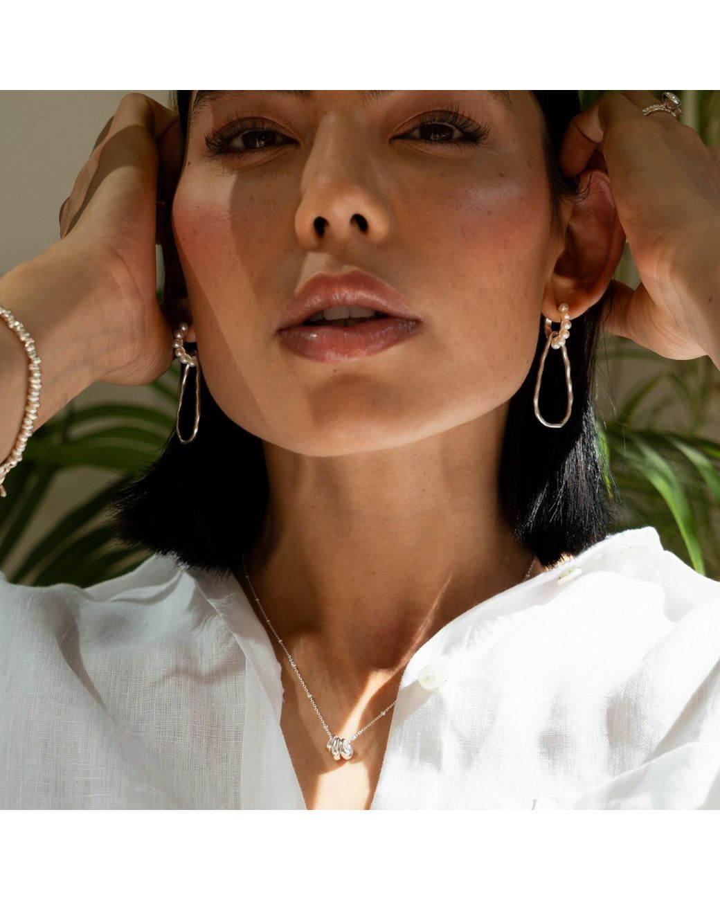 Dower & Hall White Adjustable Chain & Nugget Trio Pendant