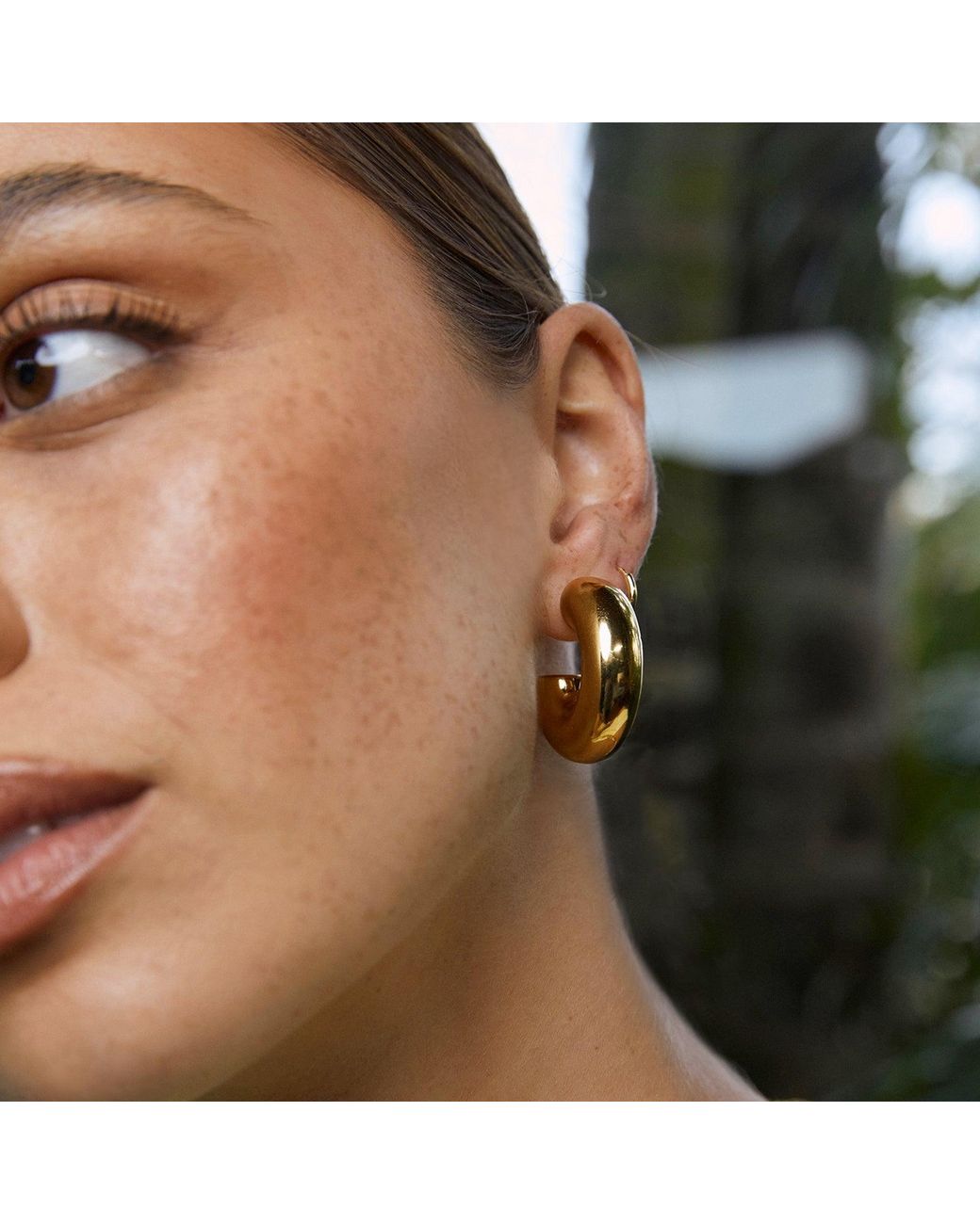 ARMS OF EVE Metallic Bella Earrings