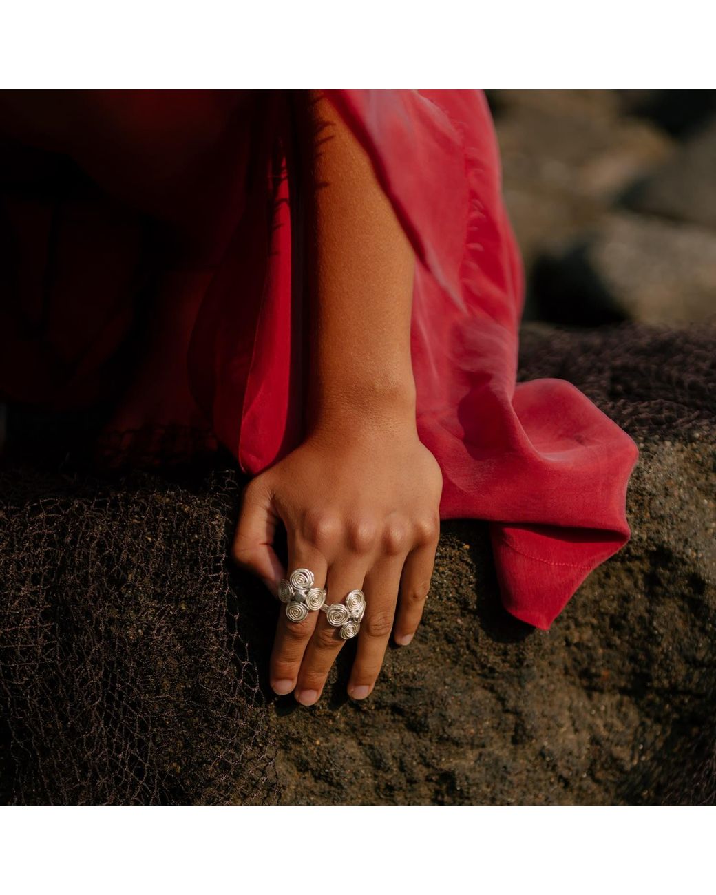 Raxada Metallic Spiral Ring