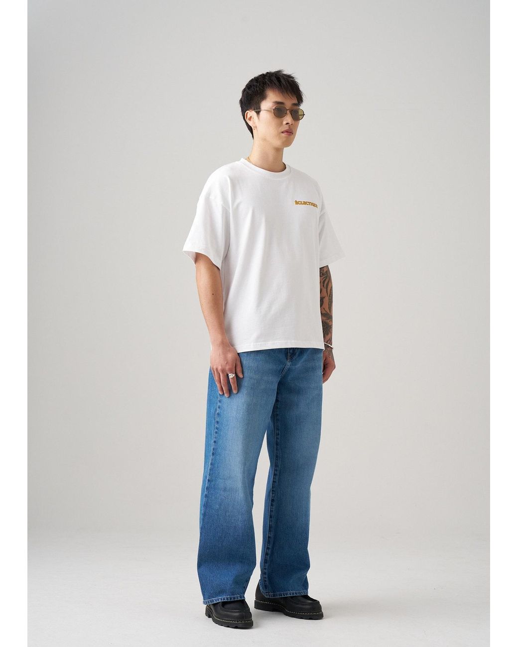 Éclectique White Graphic T-Shirt Paw Squad for men