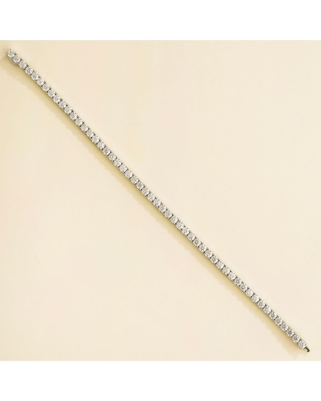 Juvetti Metallic Stacy Diamond Round Tennis Bracelet