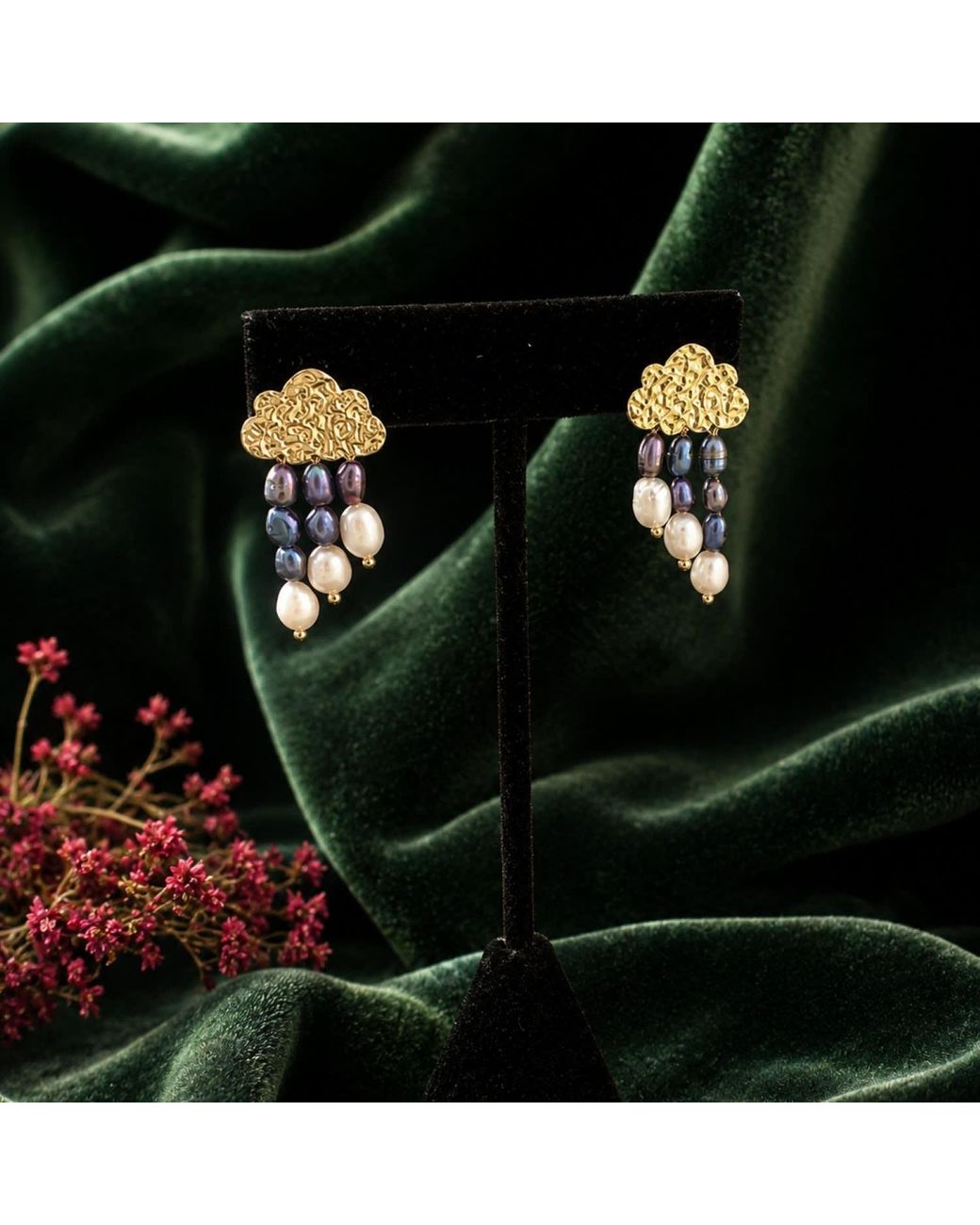 Way to Chic White Pearl Rain