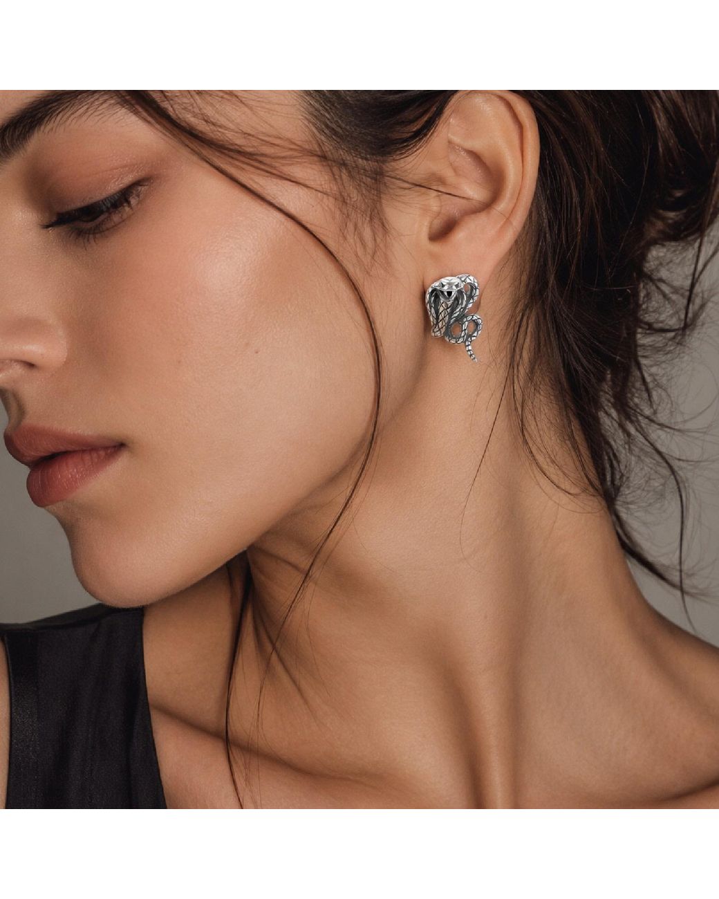 Unaloe Black Sterling Serpent Stud Earrings – Also Perfect For Second Piercing