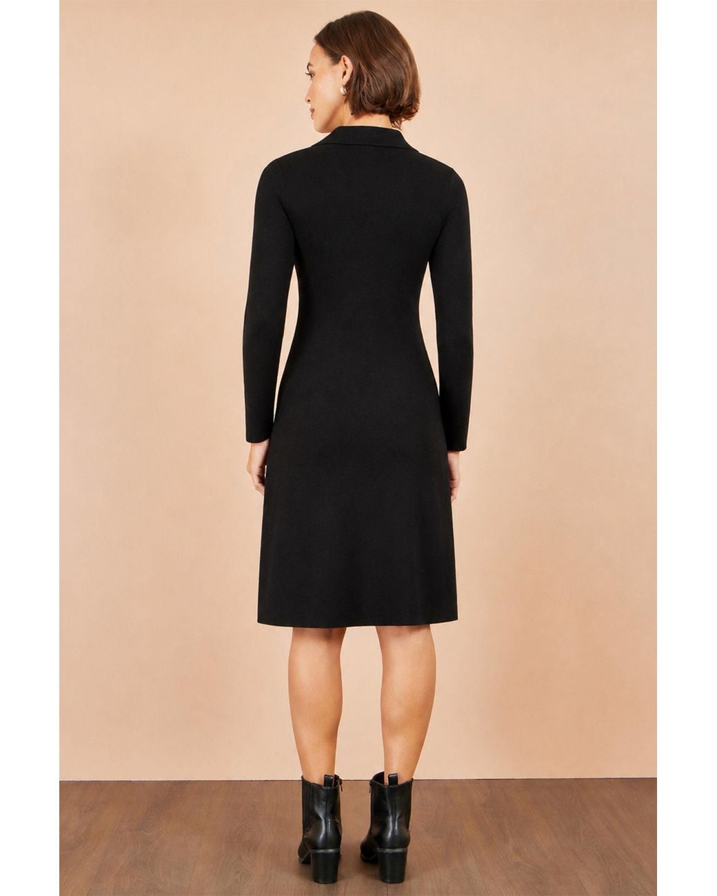 Yumi' Black Knitted Ruched Collar Dress