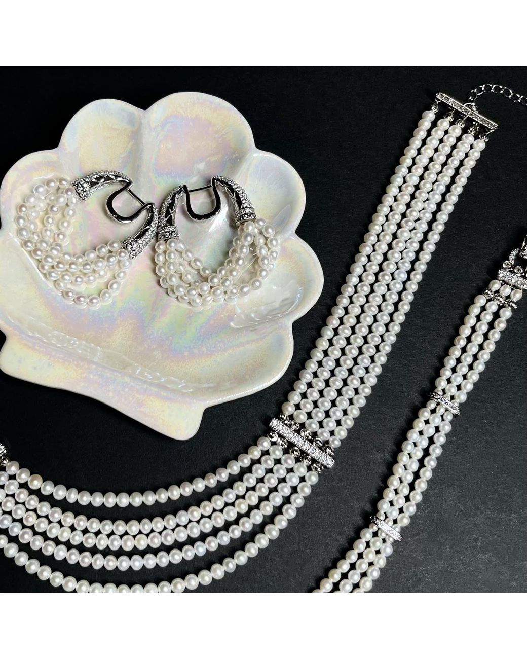 Ninemoo White Interlace Triple Pearl Bracelet