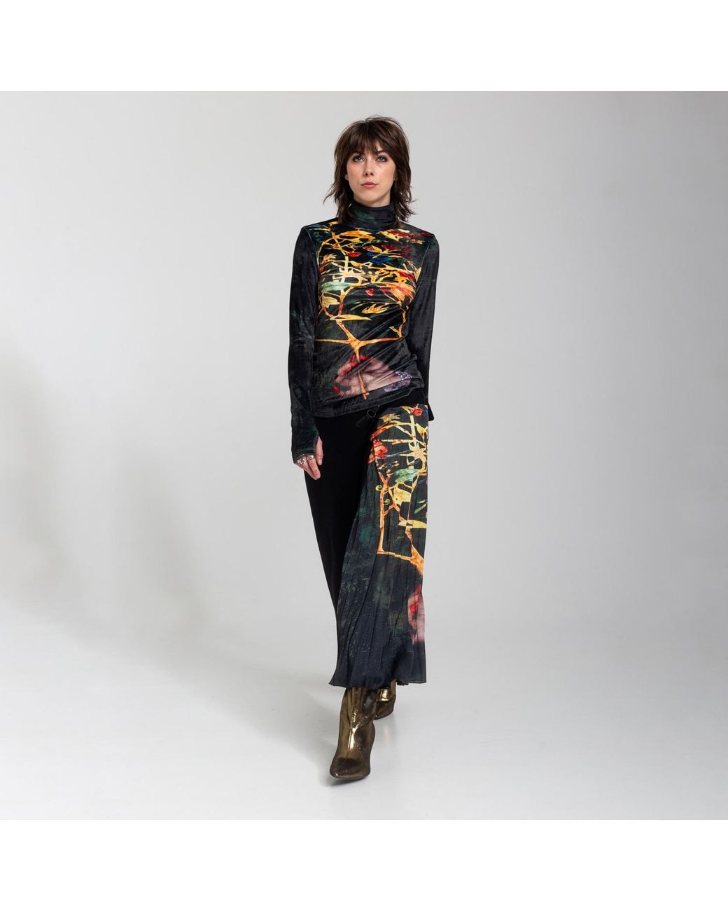 ARTISTA Black Gift Printed Culottes
