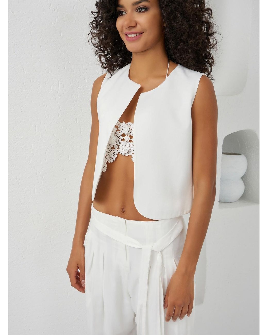 Lumina Eligma White The Arabesque Pants Ensemble
