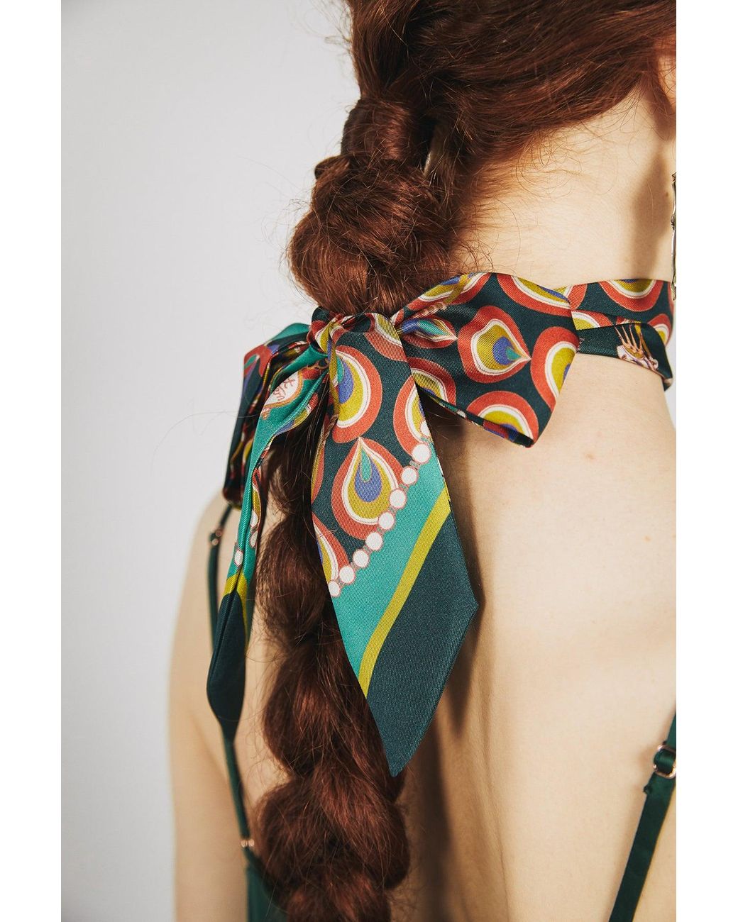 Lost Pattern Green Peacock Silk Twilly Neck Bow