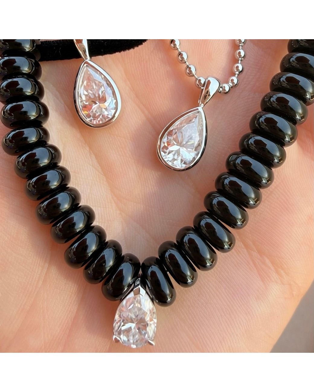 Leni James Black The Sloane Agate And Moissanite Necklace