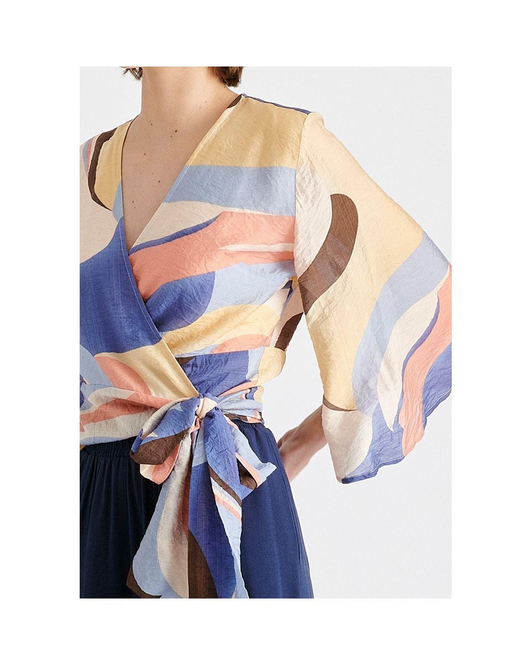 Paisie Blue Retro Wave Wrap Kimono Blouse
