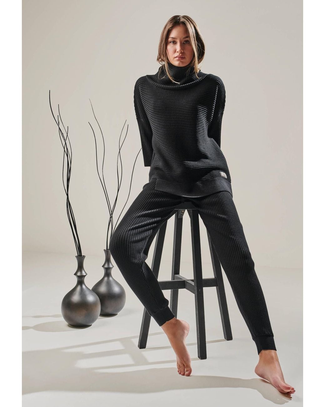 YOU LOOK PERFECT Blue Pullover Bailey, Merino Asymmetric Turtleneck Pullover
