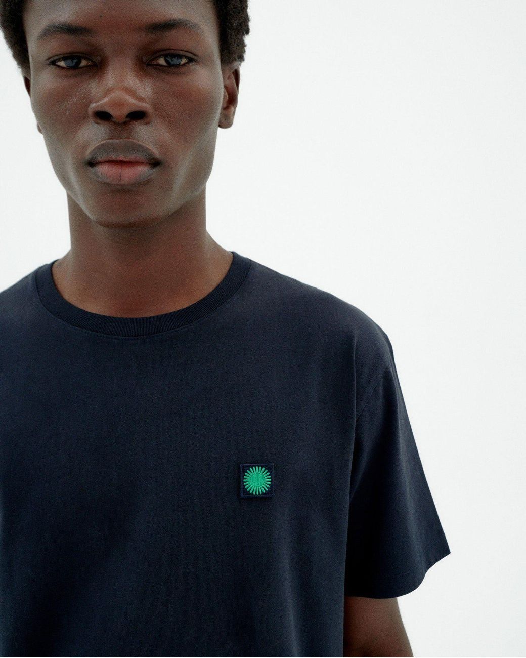 Thinking Mu Green T-Shirt Back Sun for men