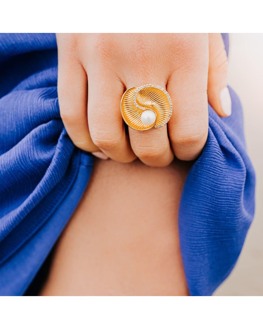 Augustine Jewels Metallic Baroque Pearl And Diamond Shell Ring