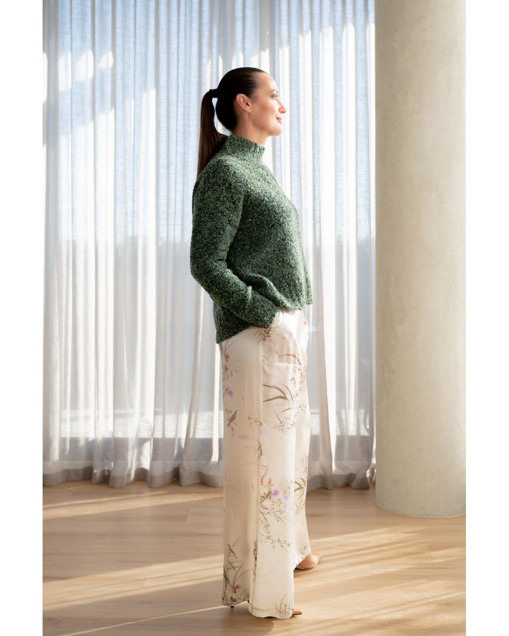 Lindsay Nicholas New York Green Bouclé Mock-Neck Knit Sweater