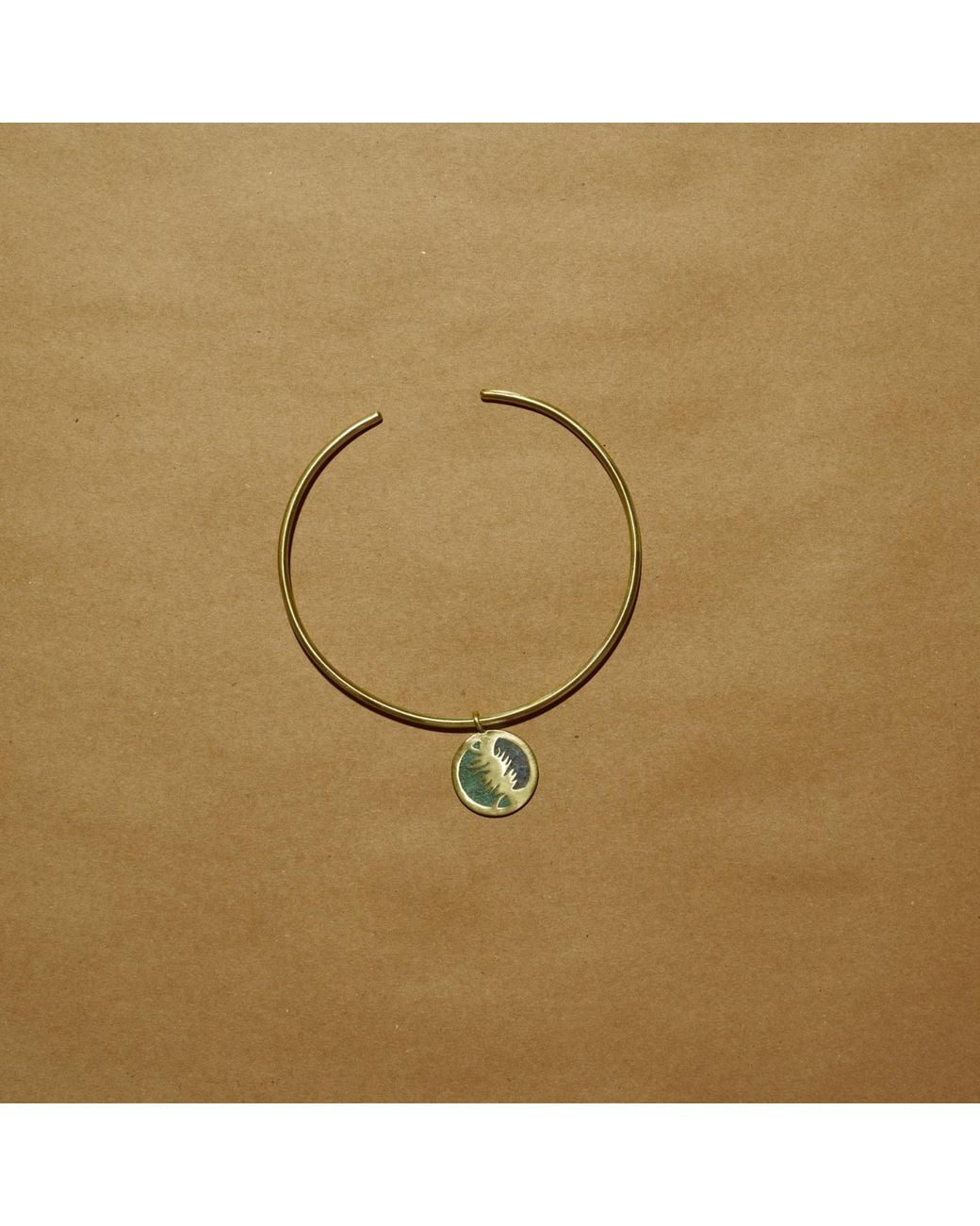 Zeworks Metallic Sahara Blues – Ossa Handcrafted Brass Choker With Lapis Lazuli And Malachite Inlay
