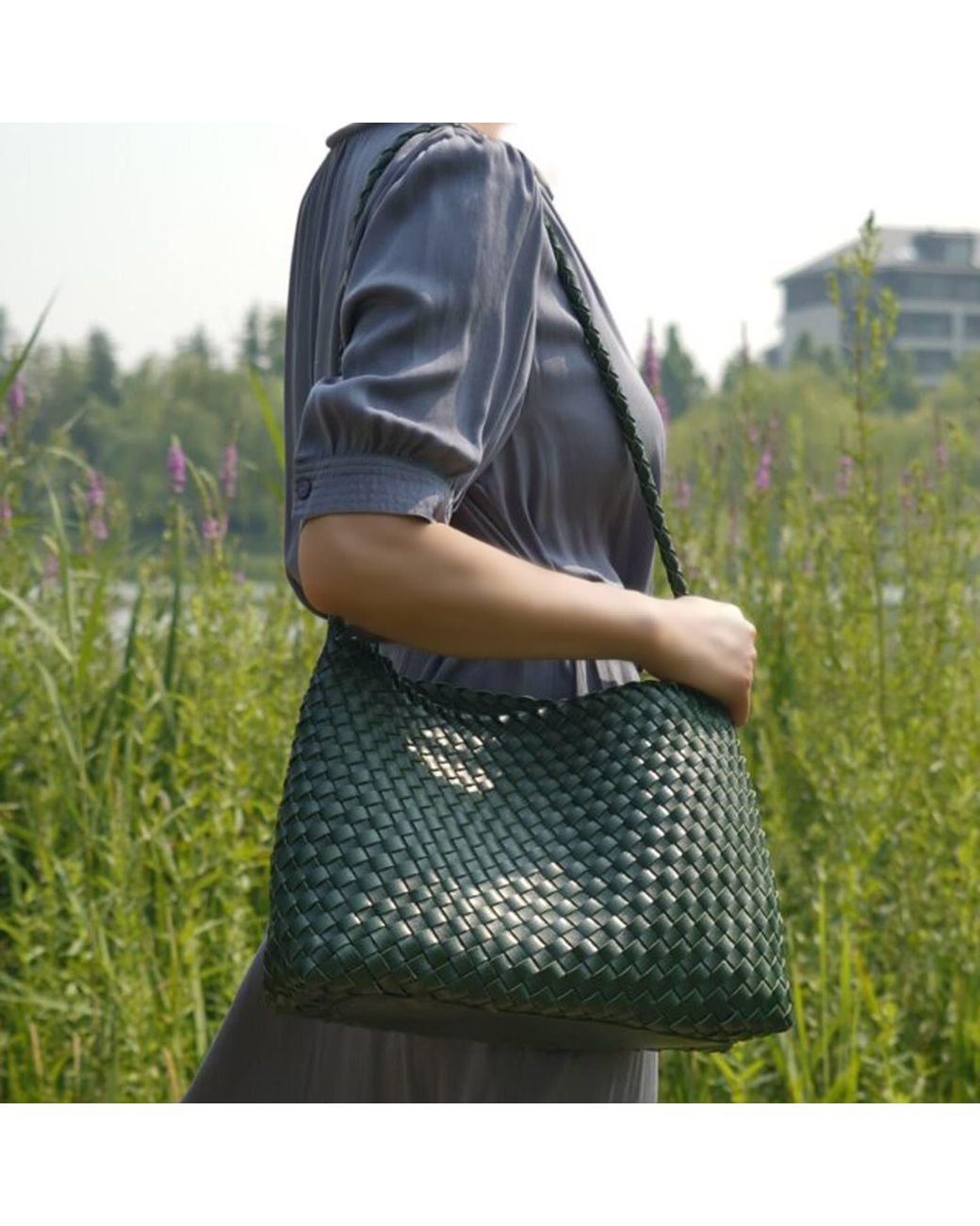 Rimini Green Hand Weaving Vegan Leather Shoulder Bag 'Suzy'