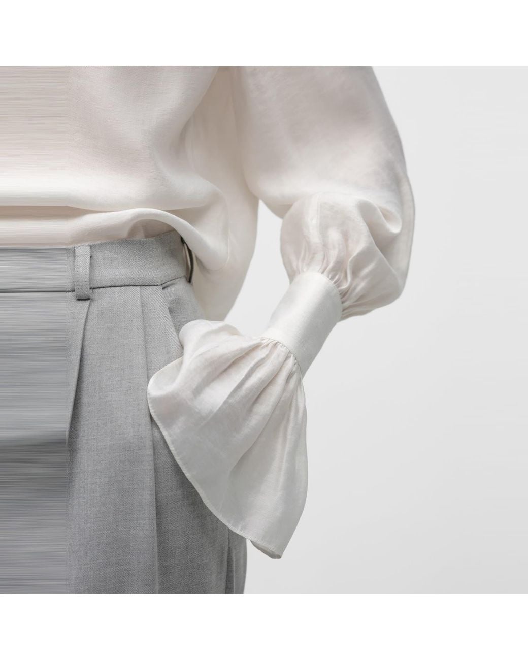 Mandragora White Crinkled Shirt With Decorative Cuffs Carmen Ecru