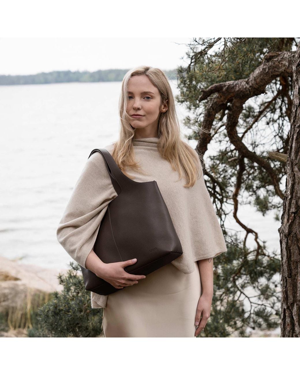 Aarni Brown Aava Tote Bag, Dark