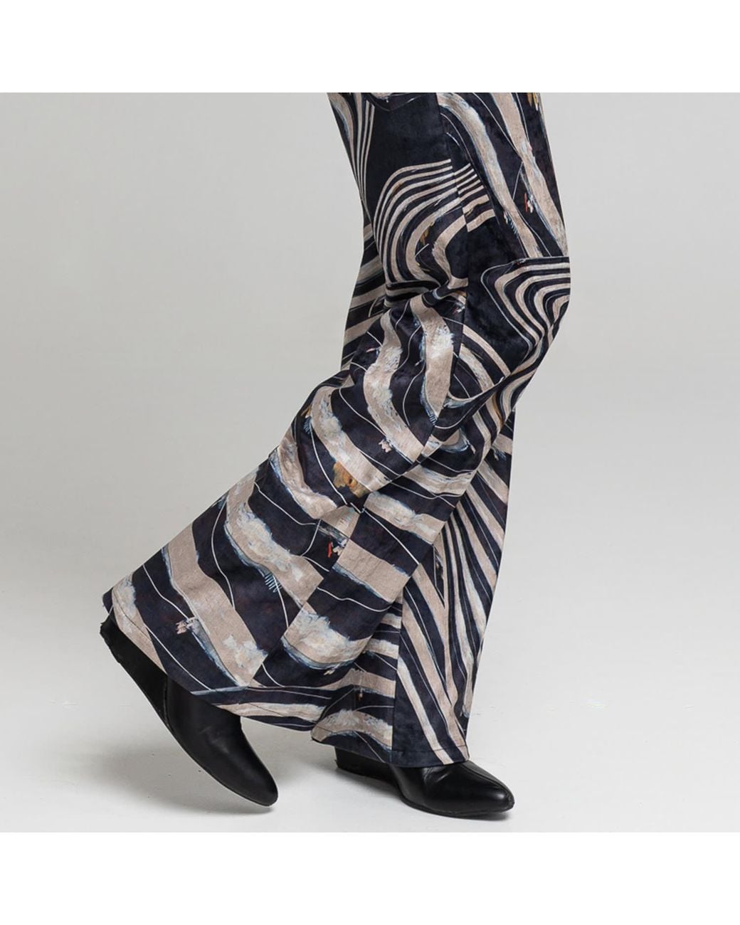 ARTISTA Blue Thia Mid-Rise Pants